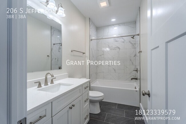 Building Photo - 206 S Jefferson St
