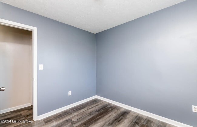 Building Photo - 120 Franklin Ave