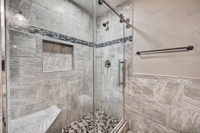 Building Photo - 5708 Stone Dr