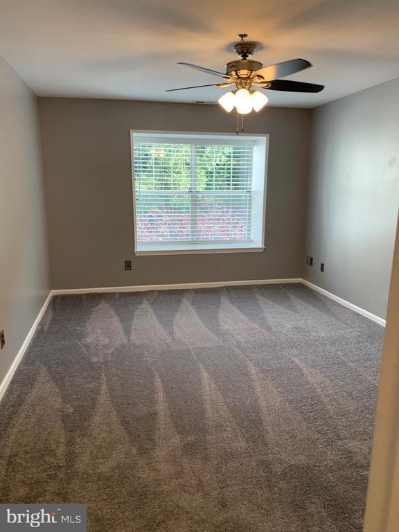 Building Photo - 809 Willings Way