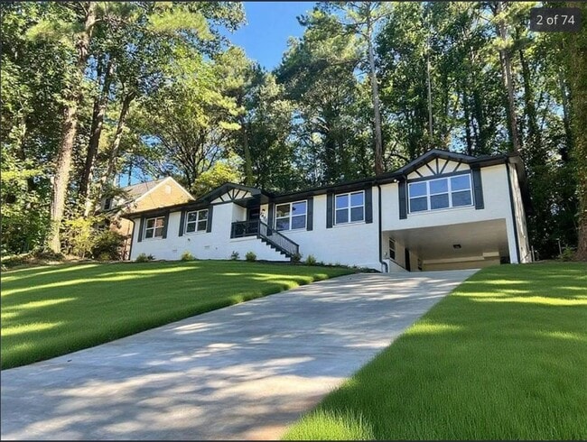 Primary Photo - 2431 Nancy Ln NE