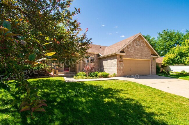 Building Photo - 1223 Red Oak Ct