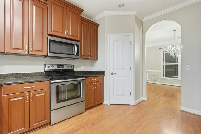 Building Photo - 218 Byron Dr