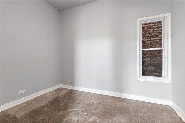 Building Photo - 1754 W 21st Pl