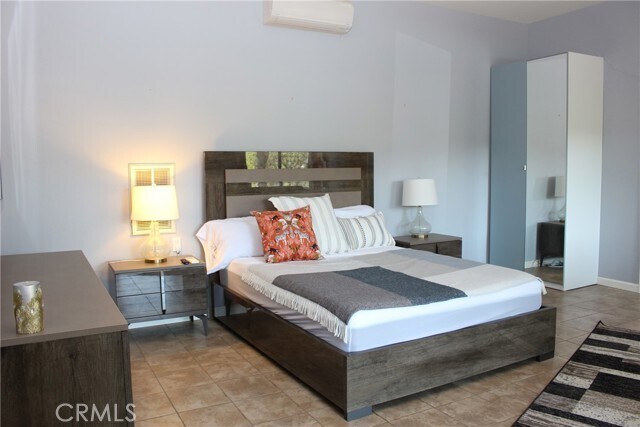 Building Photo - 18702 E Ridge View Dr