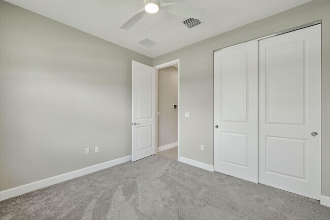 Building Photo - 12522 SW Emerald Estuary Ter