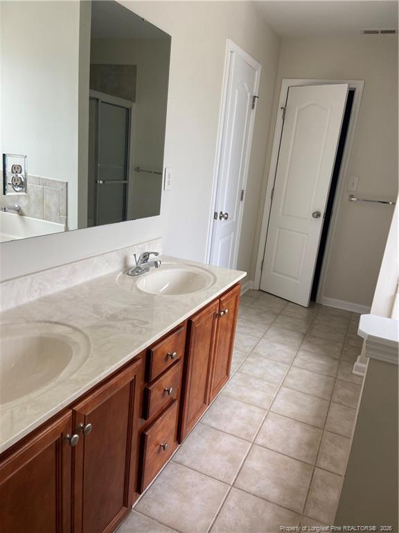 Building Photo - 50 Breezewood Dr