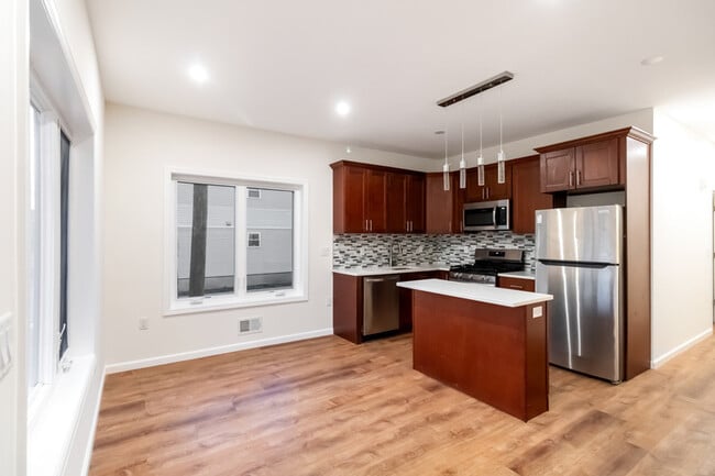 Building Photo - 55 Mercer St