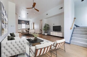 Building Photo - 742 Cannen John Ln