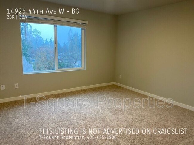 Building Photo - 14925 44th Ave W