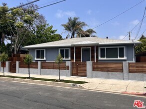 Building Photo - 13419 Zanja St