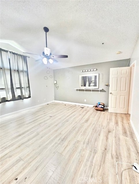 Building Photo - 670 S Marcella Ave