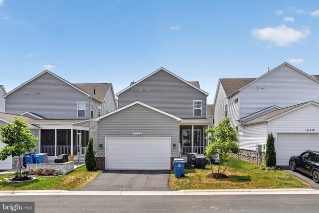 Building Photo - 41922 Spring Air Dr