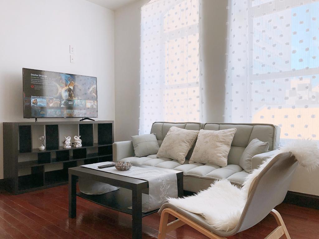 Setting - 217 N 11th St