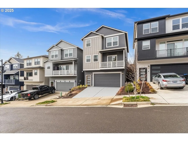 Building Photo - Modern Comfort Meets Convenience in Happy ...