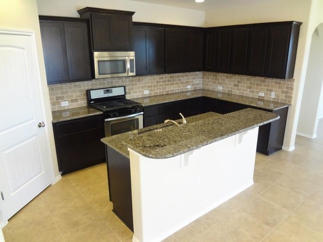 Building Photo - 325 Banin Malone Ln