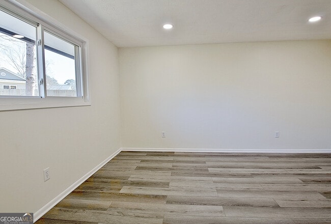 Building Photo - 103 Bay Point