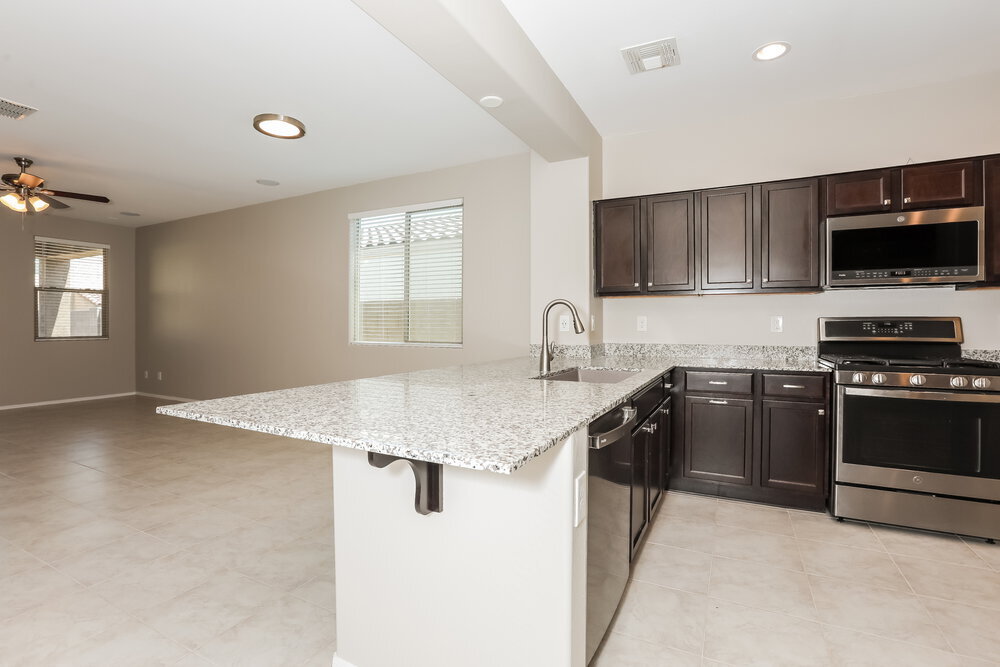 Building Photo - 4532 W Vervain Ave