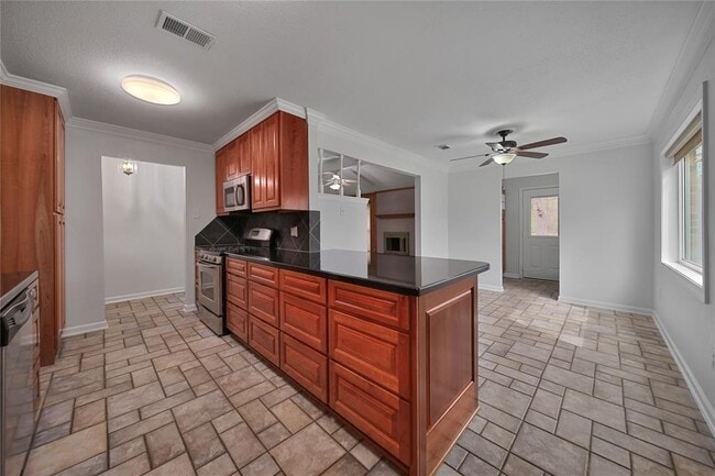 Building Photo - 29634 Shady Brook Ln