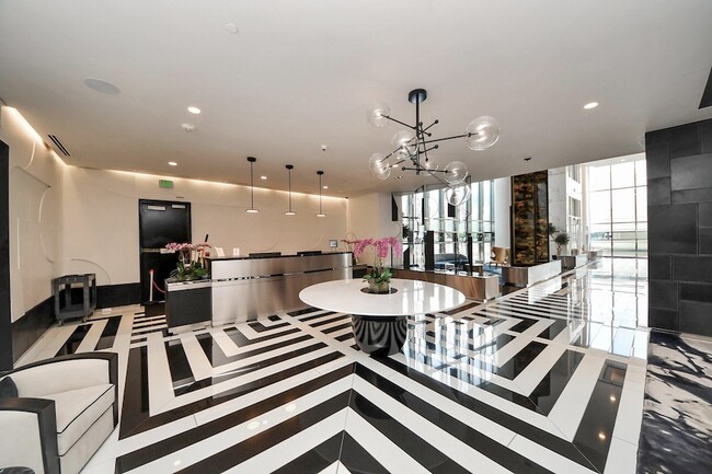 Building Photo - 4521 San Felipe St