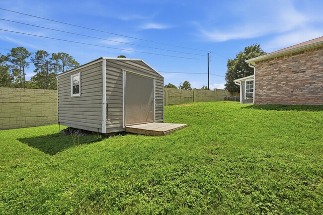 Building Photo - 339 Peggy Dr