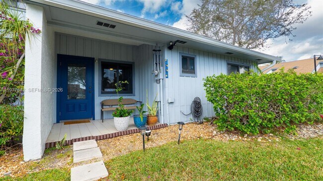 Building Photo - 1662 N 14th Terrace