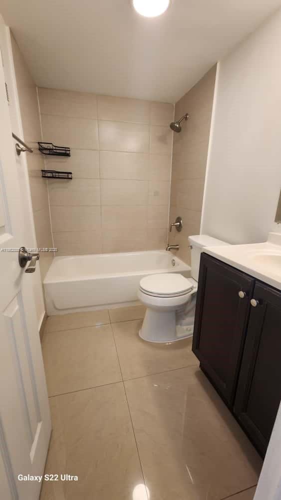 Building Photo - 6950 Miami Gardens Dr