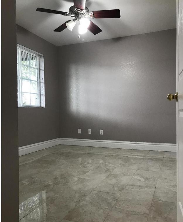 Building Photo - 11855 N 79th Dr