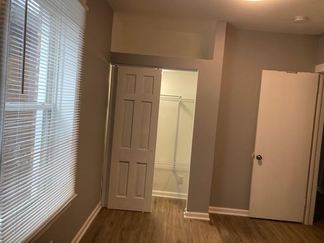 Building Photo - 6142 S Artesian Ave