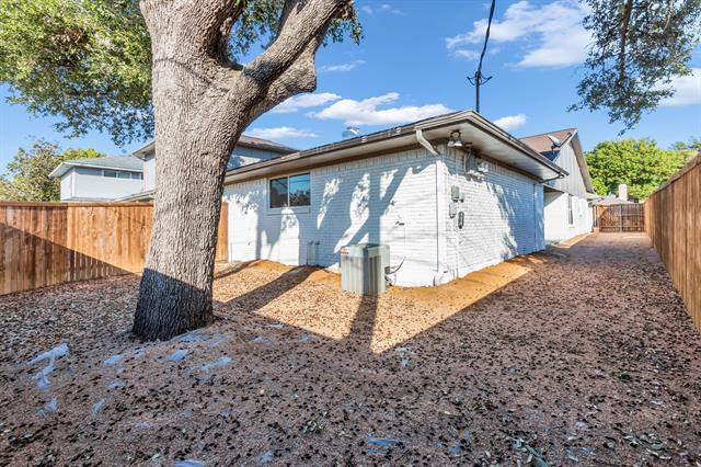 Building Photo - 14721 Birchridge Dr