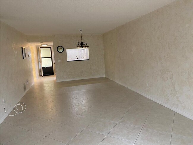 Building Photo - 2440 Winding Creek Blvd