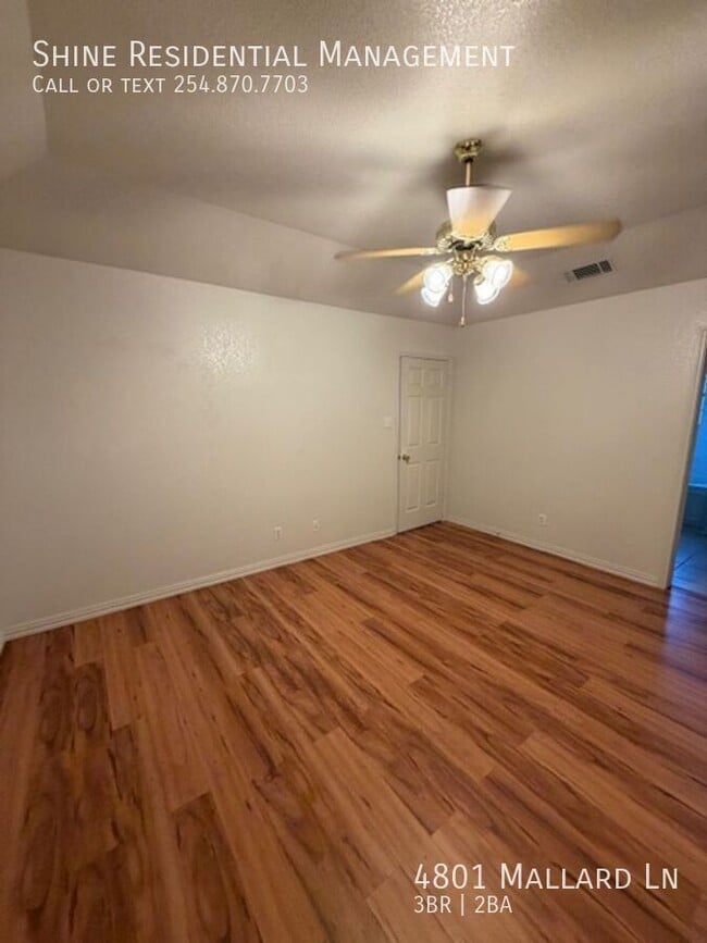 Building Photo - 4801 Mallard Ln