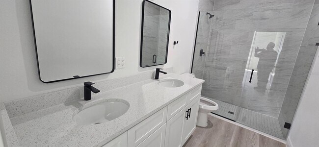 Building Photo - 4464 SW 132nd St