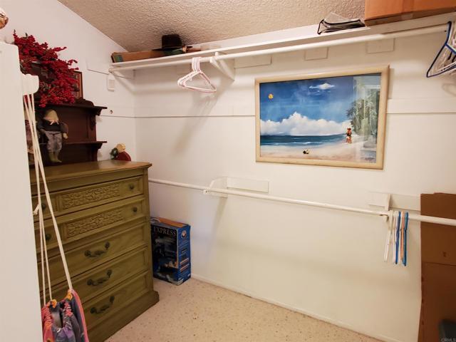 Building Photo - 2505 Navarra Dr