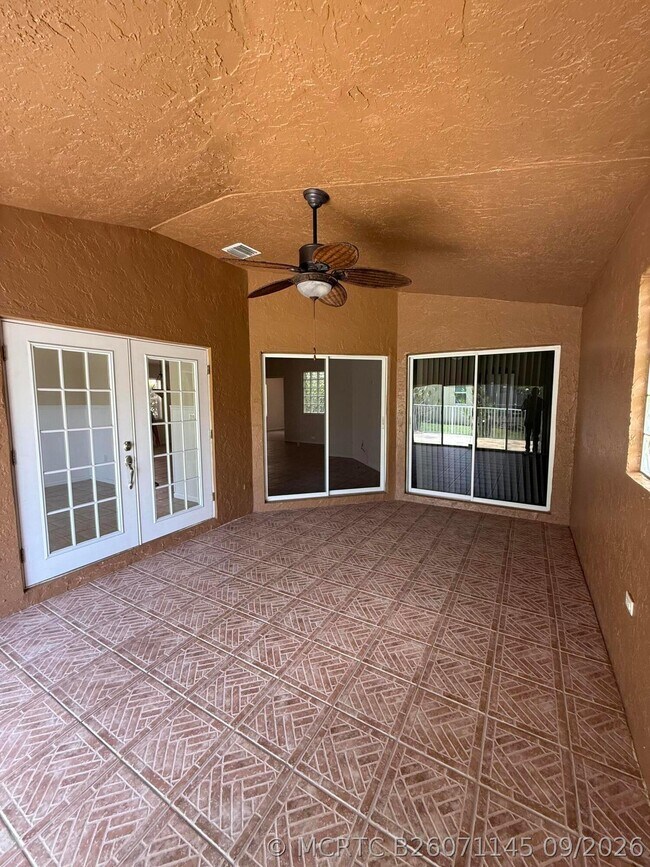 Building Photo - 5140 Marla Dr
