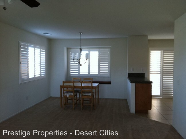 Building Photo - 5267 Verenda Ave