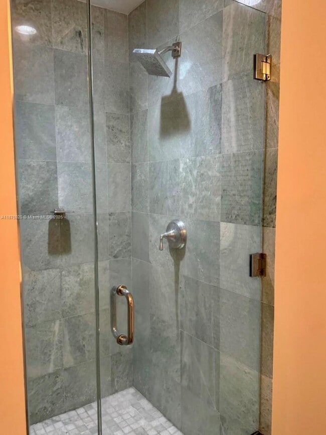 Building Photo - 1050 Brickell Ave