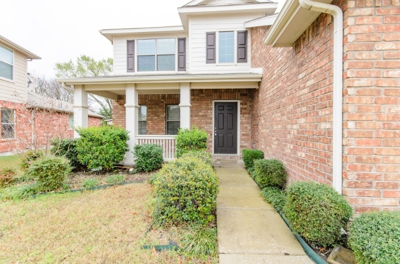 Building Photo - 249 Niagara Falls Dr