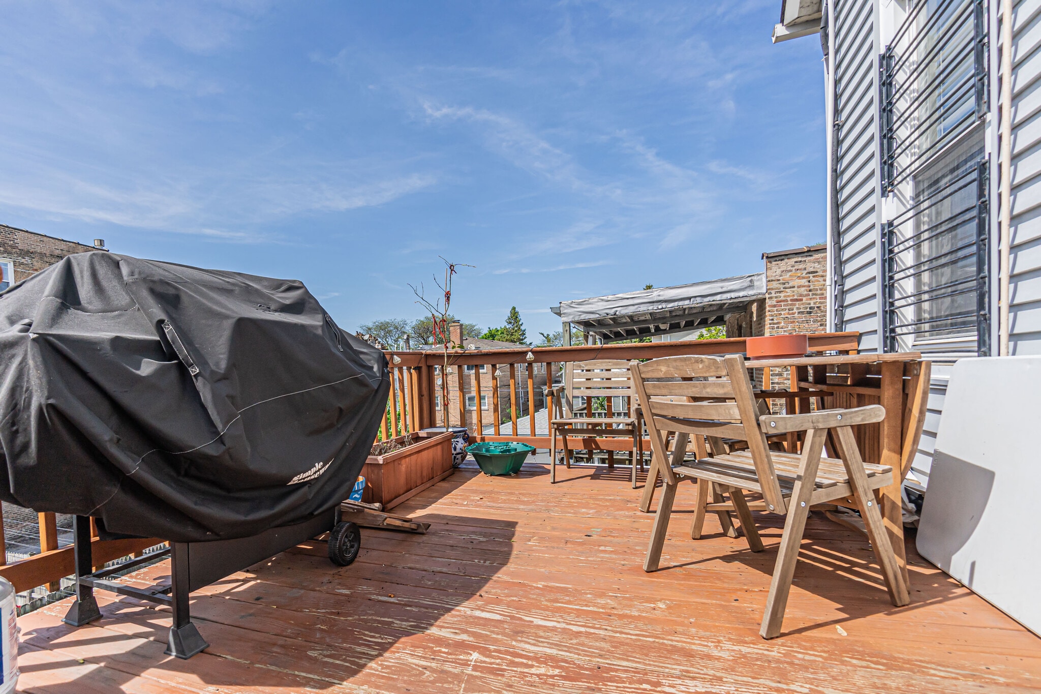 Back patio - 2526 N Rockwell St