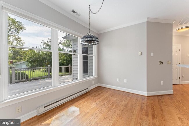 Building Photo - 8237 Hickory Dr