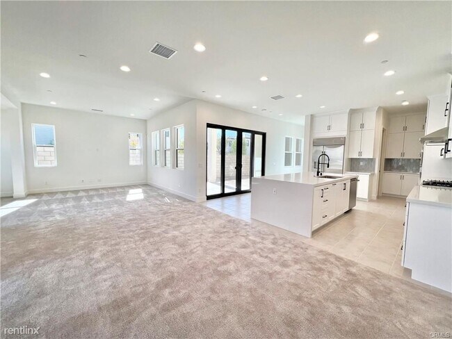 Building Photo - 5 br, 5 bath Condo - 106 Draw