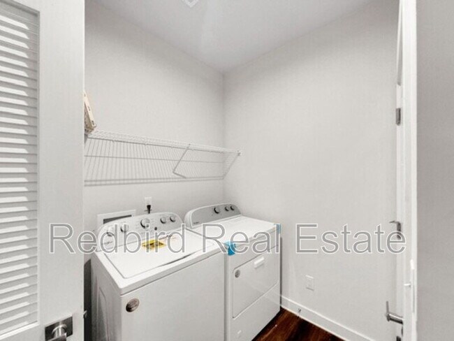 Building Photo - 9267 Barco Rd
