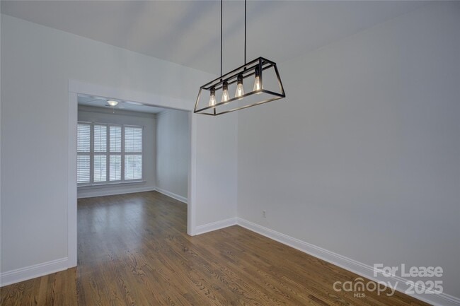 Building Photo - 11330 Deer Ridge Ln