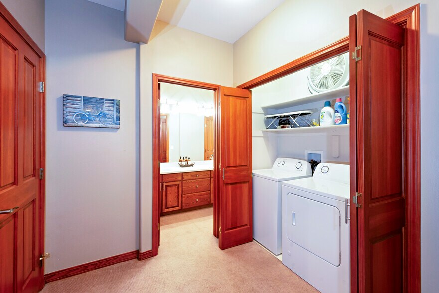 Building Photo - 2655 Windward Way