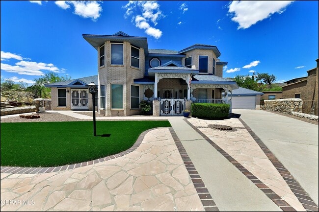 Building Photo - 529 Castlerock Ln