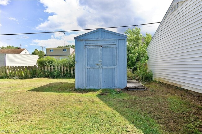 Building Photo - 6117 Ira Ave