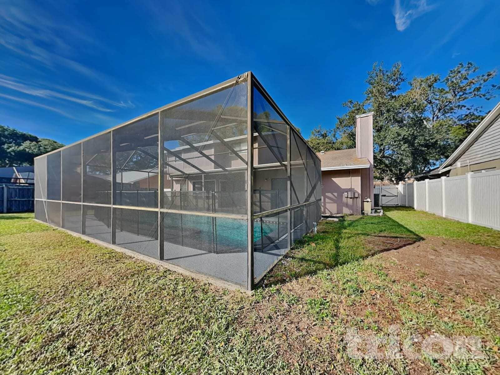 Building Photo - 1422 Mistyglen Ln