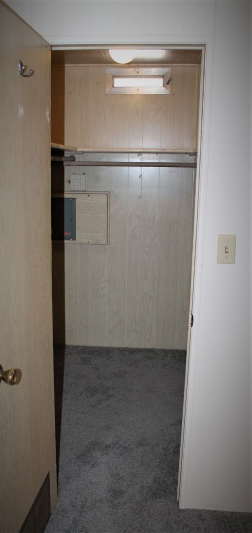 Building Photo - 55+ Spacious 2 bed 2 bath SIERRA DAWN HOME!