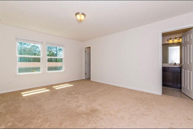 Building Photo - 126 Moultrie Village Ln