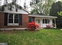 Building Photo - 1516 Cedarwood Dr